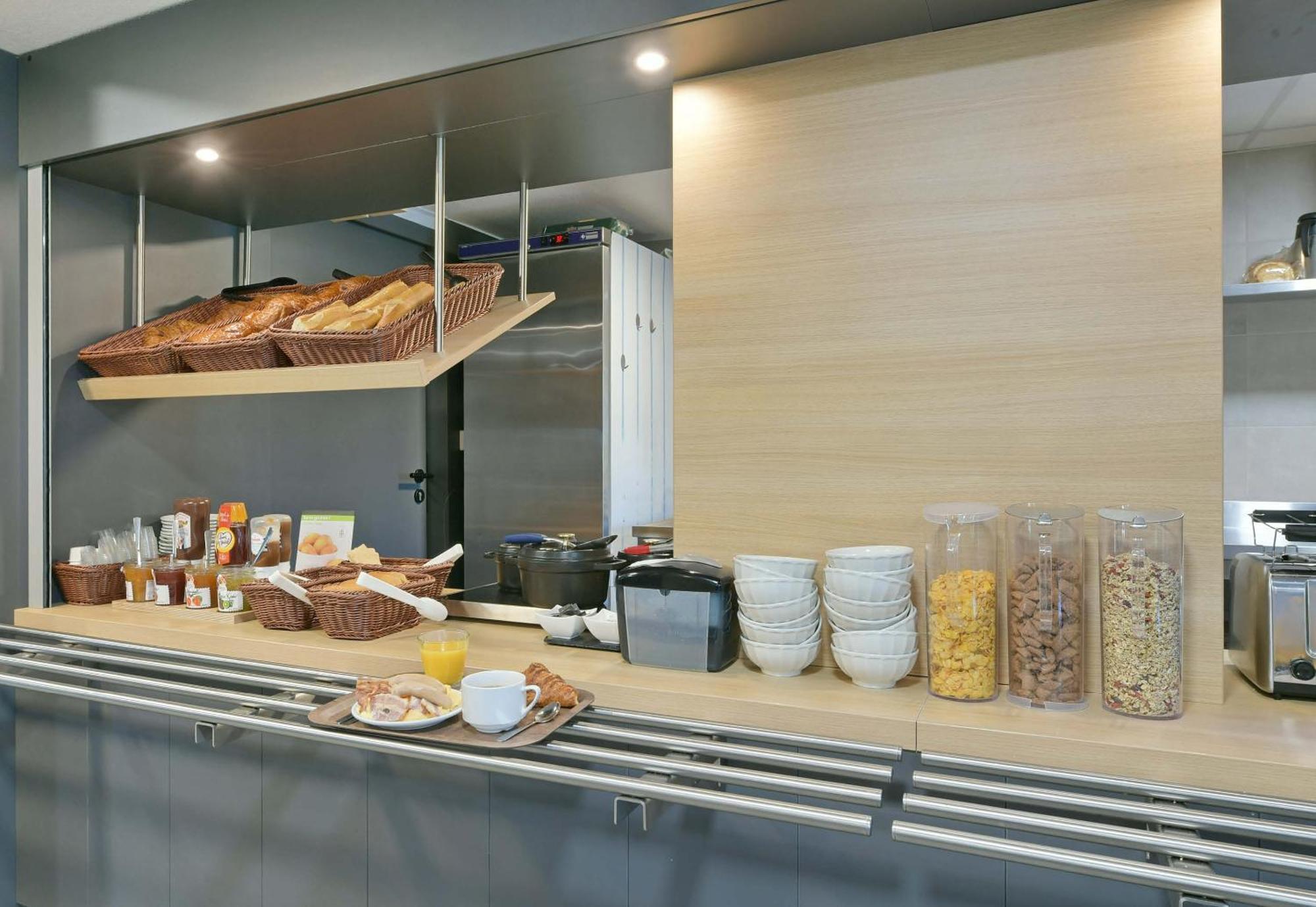 B&B Hotel Le Mans Nord 2 Saint-Saturnin  Zewnętrze zdjęcie